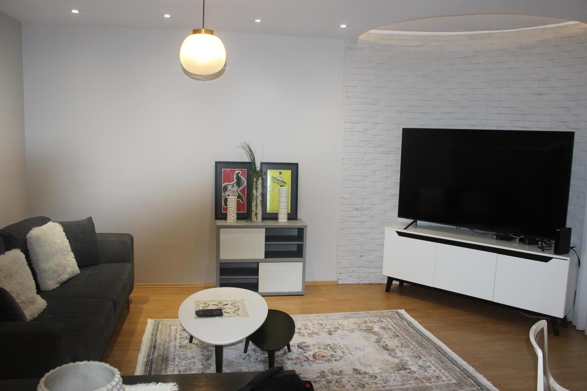 Luxury Blloku Tirana Apartment Bagian luar foto