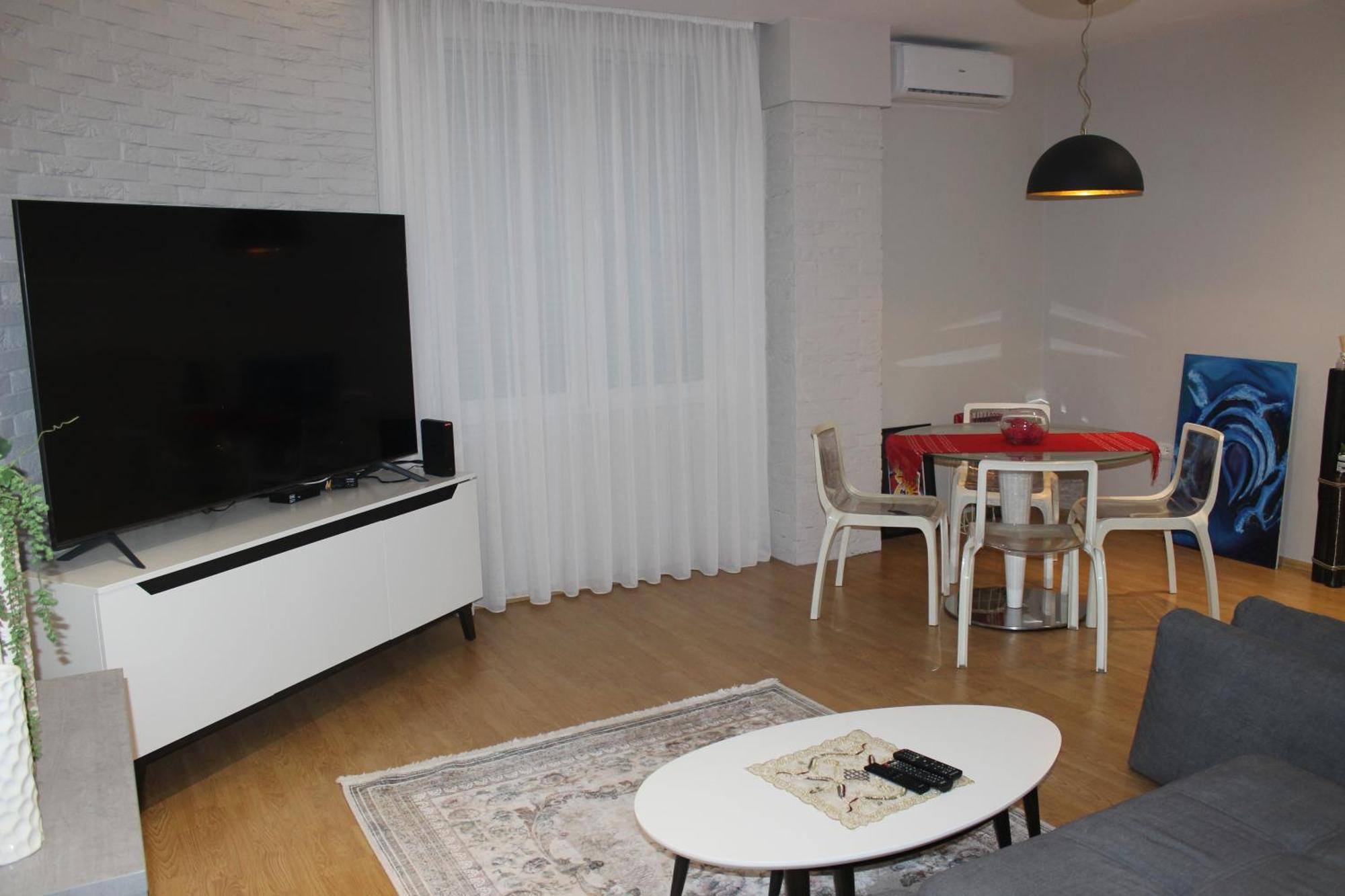 Luxury Blloku Tirana Apartment Bagian luar foto