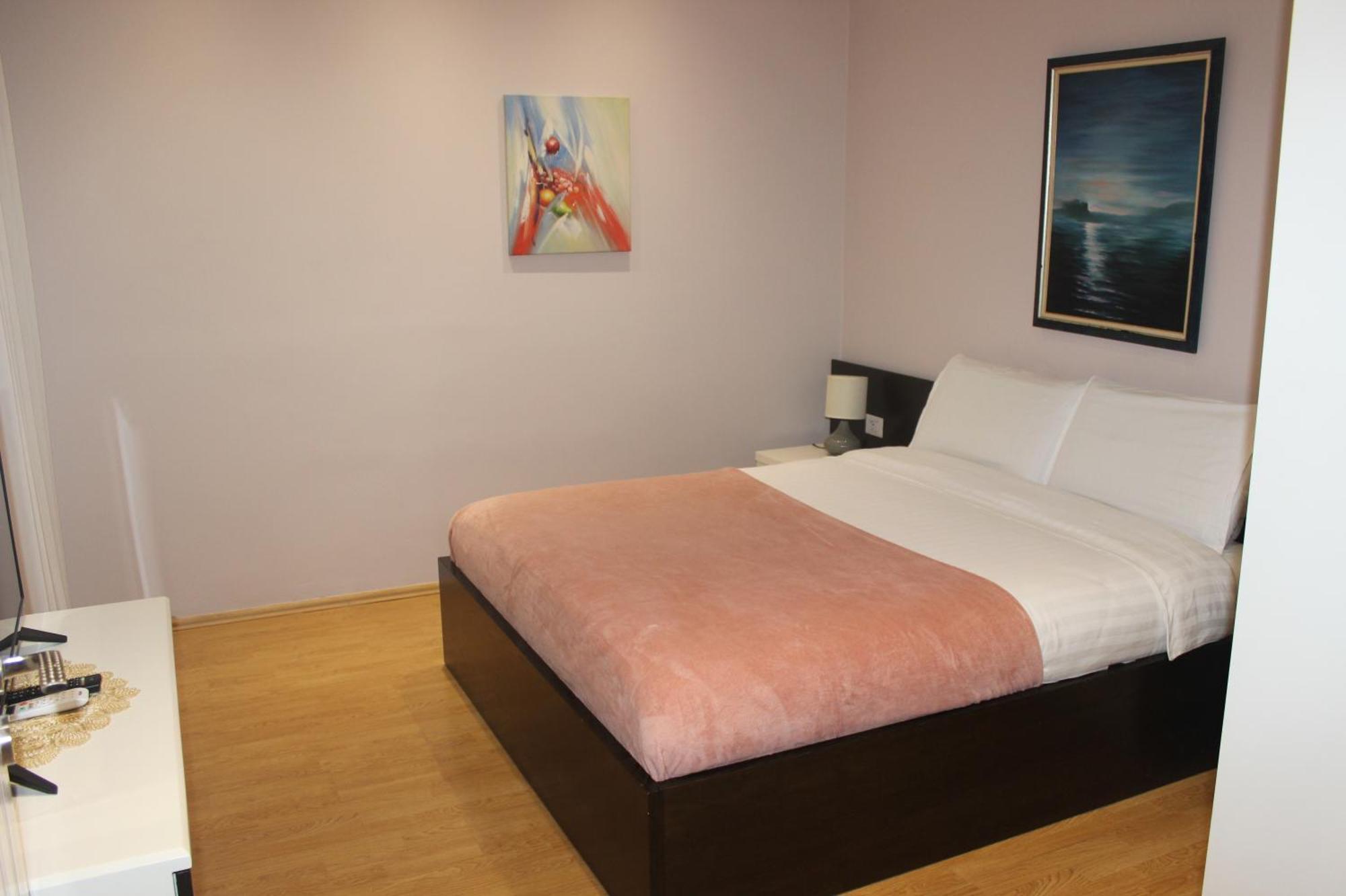 Luxury Blloku Tirana Apartment Bagian luar foto