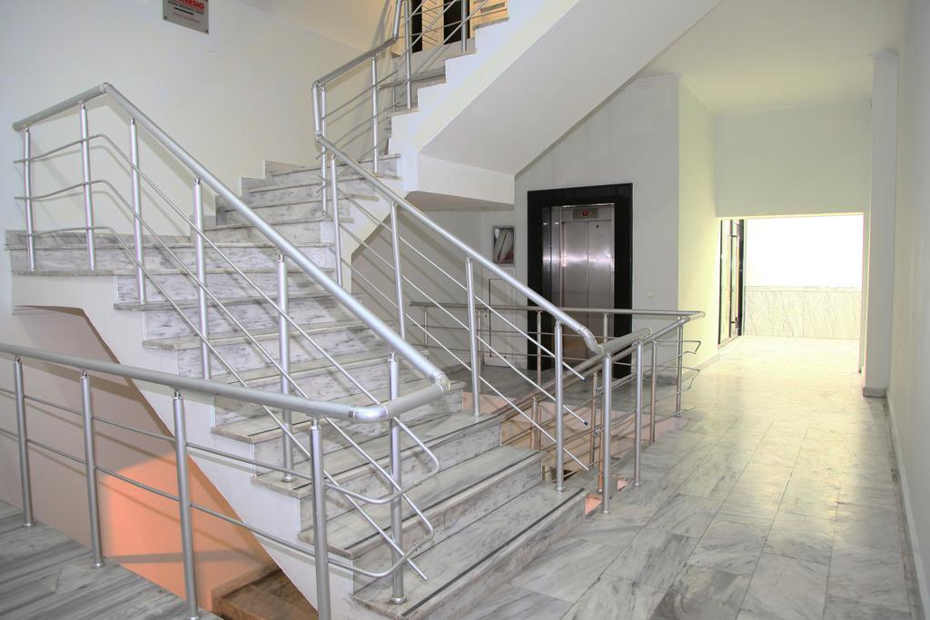 Luxury Blloku Tirana Apartment Bagian luar foto